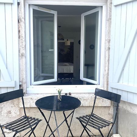 Joli Appart Cour Proche Bord De Loire Blois Exterior photo